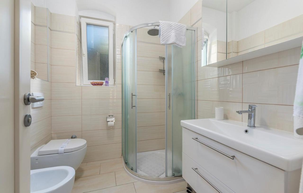 Apartment Lazzarich With Terrace ポレッチ エクステリア 写真